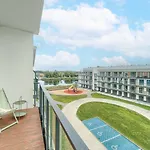 Comfortable Apartment, Indoor Pool And Sauna Apartmán