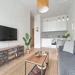 Apartmán Comfortable Apartment, Indoor Pool And Sauna