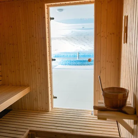 Comfortable Apartment, Indoor Pool And Sauna * Dziwnów